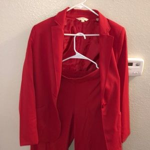 Red suit size S